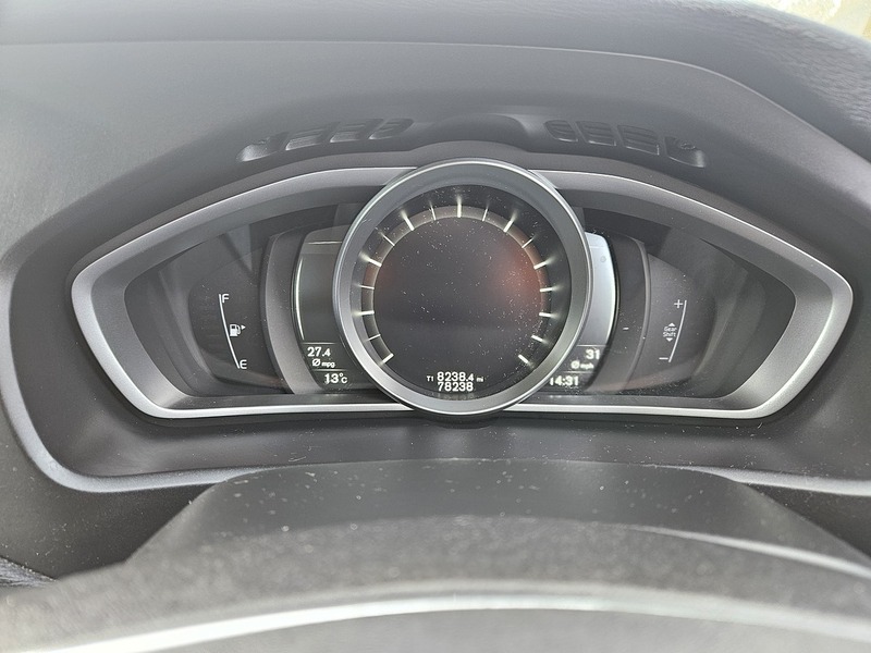 Used Volvo V40 2018 for sale - 77034323: Photo 18