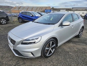 Used Volvo V40 2018 for sale - 77034323: Photo