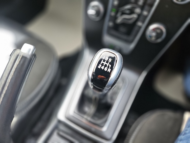 Used Volvo V40 2018 for sale - 77034323: Photo 20