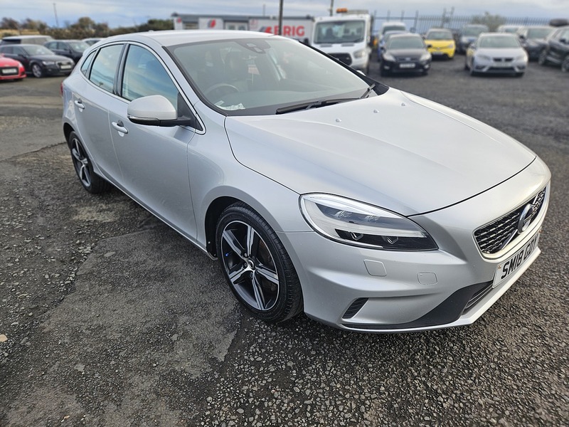 Used Volvo V40 2018 for sale - 77034323: Photo 3