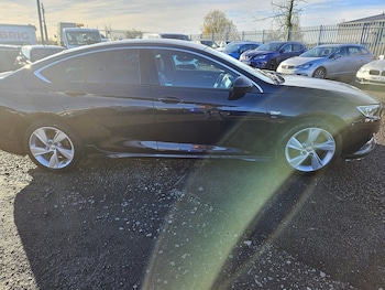 Used Vauxhall Insignia 2018 for sale - 76216512: Photo