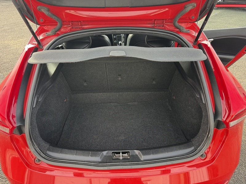 Used Volvo V40 2016 for sale - 77234477: Photo 17