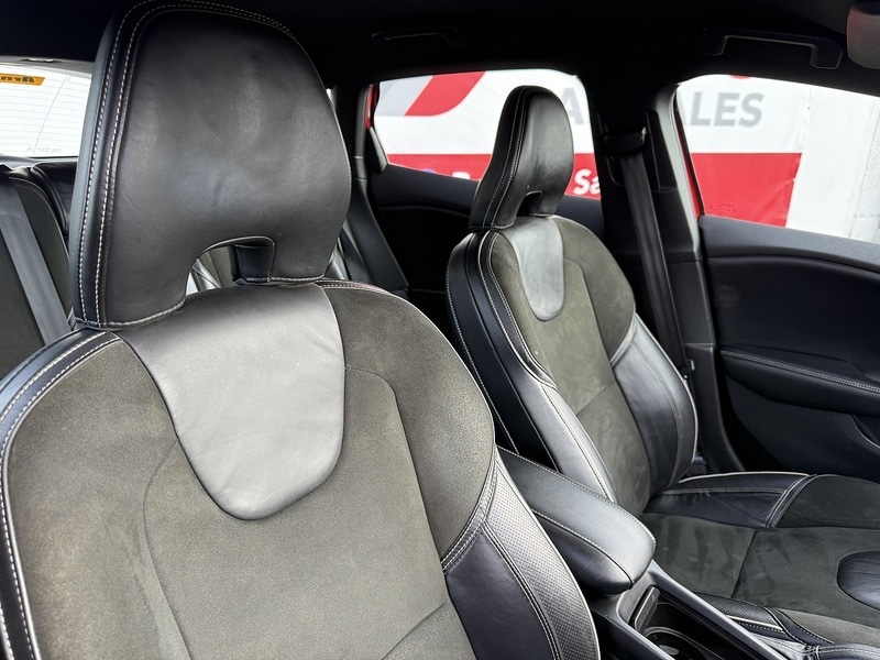 Used Volvo V40 2016 for sale - 77234477: Photo 23