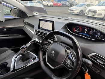 Used Peugeot 3008 2019 for sale - 76216526: Photo 3