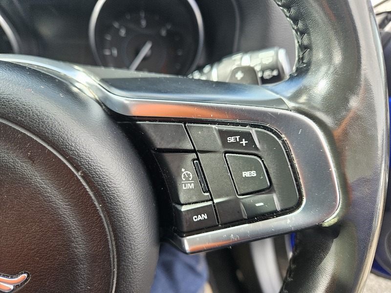 Used Jaguar XF 2018 for sale - 76216503: Photo 22