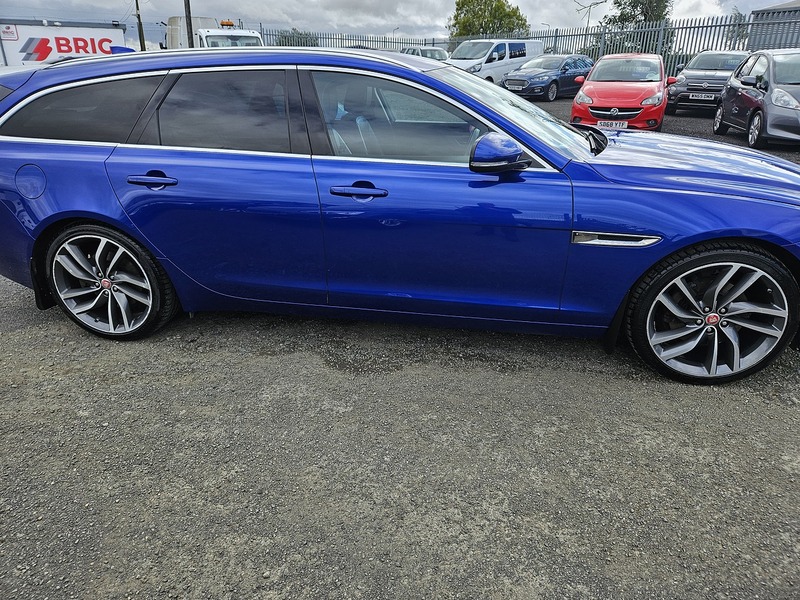 Used Jaguar XF 2018 for sale - 76216503: Photo 4