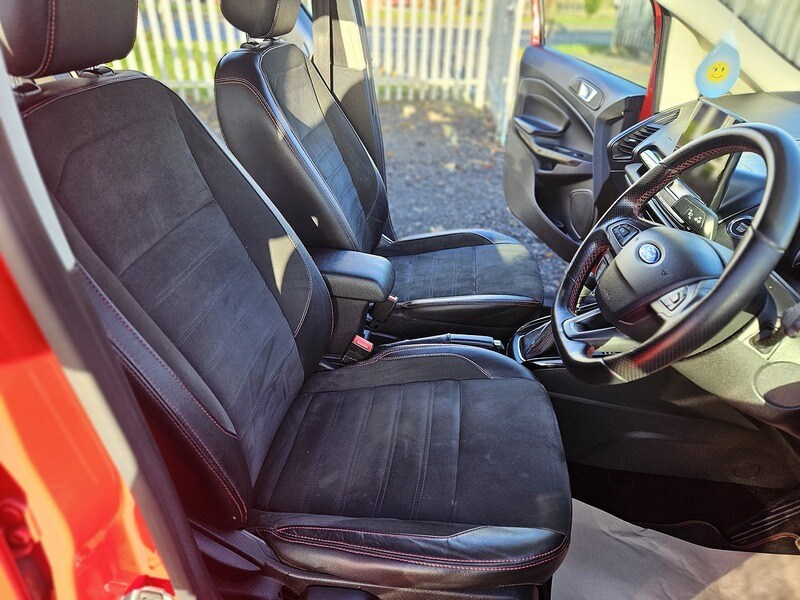 Used Ford Ecosport 2018 for sale - 76476311: Photo 18