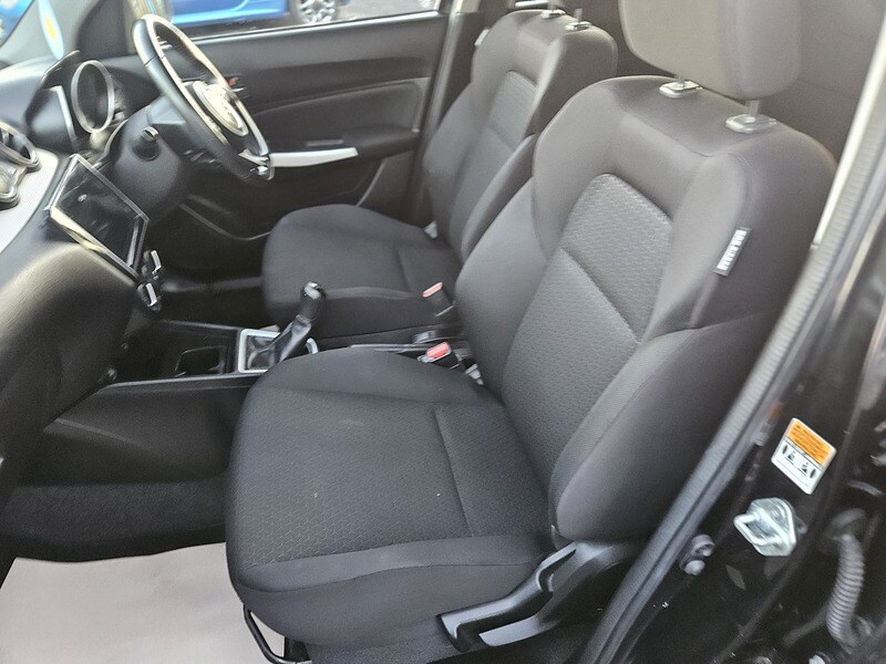 Used Suzuki Swift 2017 for sale - 76216519: Photo 10