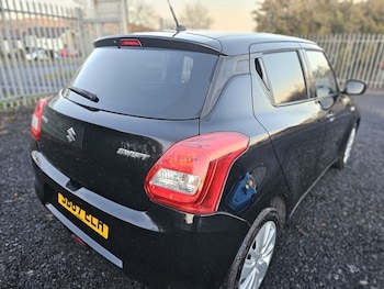 Used Suzuki Swift 2017 for sale - 76216519: Photo