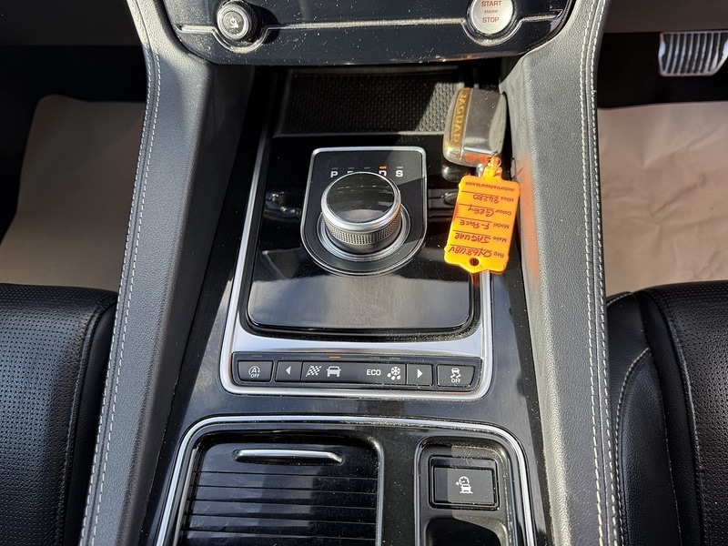 Used Jaguar F-Pace 2018 for sale - 76274484: Photo 23