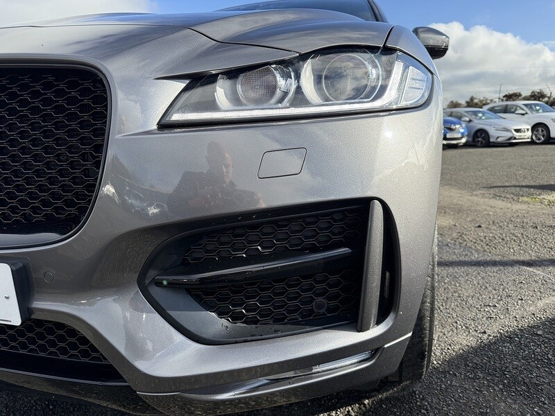 Used Jaguar F-Pace 2018 for sale - 76274484: Photo 32