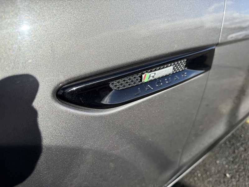 Used Jaguar F-Pace 2018 for sale - 76274484: Photo 33
