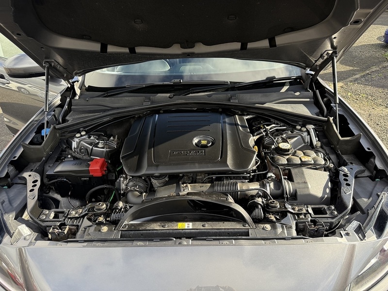 Used Jaguar F-Pace 2018 for sale - 76274484: Photo 37