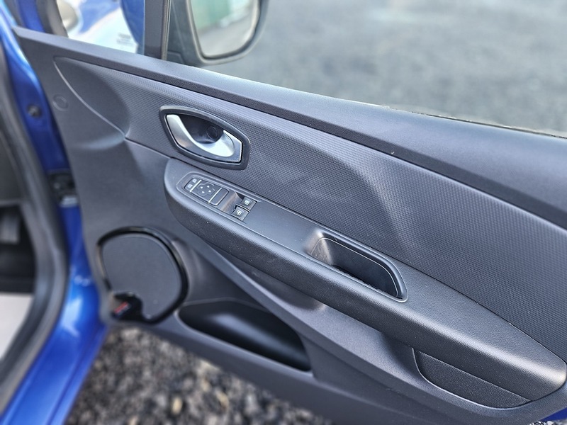Used Renault Clio 2018 for sale - 76821286: Photo 16