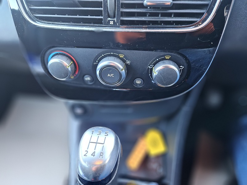 Used Renault Clio 2018 for sale - 76821286: Photo 18