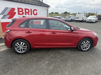 Used Hyundai i30 2017 for sale - 78641495: Photo