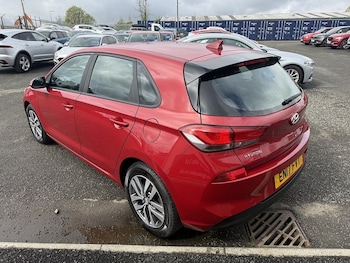 Used Hyundai i30 2017 for sale - 78641495: Photo
