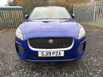 Used Jaguar E-Pace 2019 for sale - 76464463: Photo