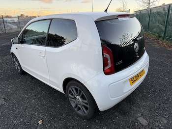 Used Volkswagen up! 2014 for sale - 76589023: Photo