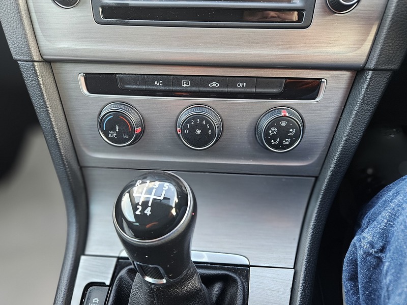 Used Volkswagen Golf 2015 for sale - 76589019: Photo 18