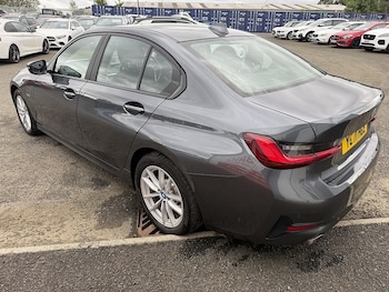 Used BMW 3 Series 2021 for sale - 79435460: Photo