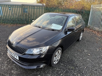Used Skoda Fabia 2015 for sale - 76589017: Photo