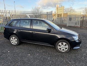 Used Skoda Fabia 2015 for sale - 76589017: Photo