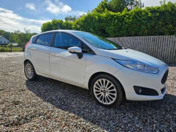 2014 (64) - 1.0 EcoBoost Titanium 5dr
