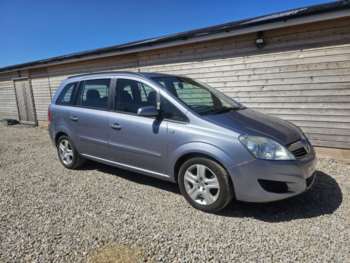 2009 (09) - 1.6i Exclusiv 5dr