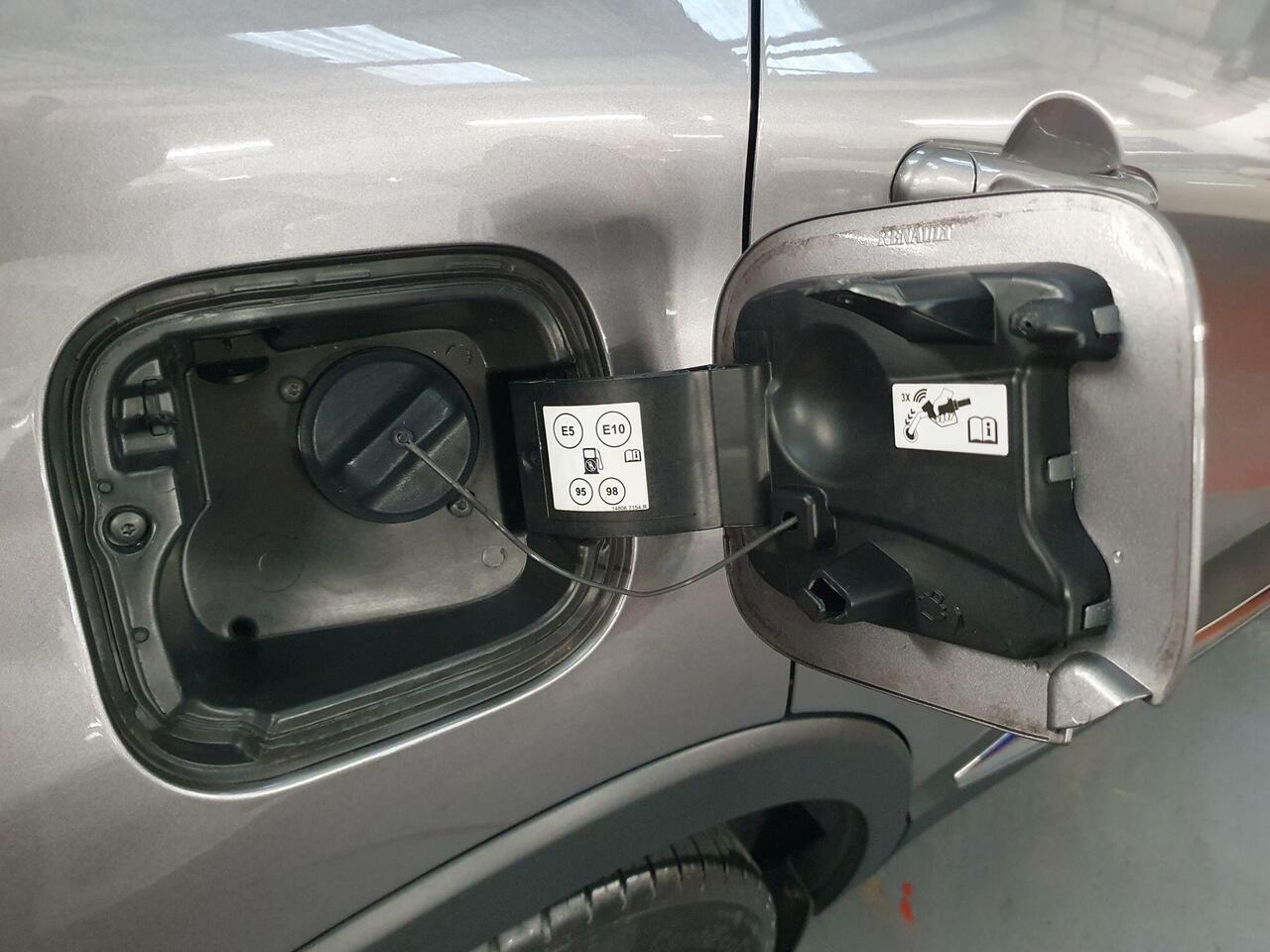 Used Renault Captur 2019 for sale - 77607934: Photo 69