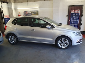 Used Volkswagen Polo 2017 for sale - 77138776: Photo