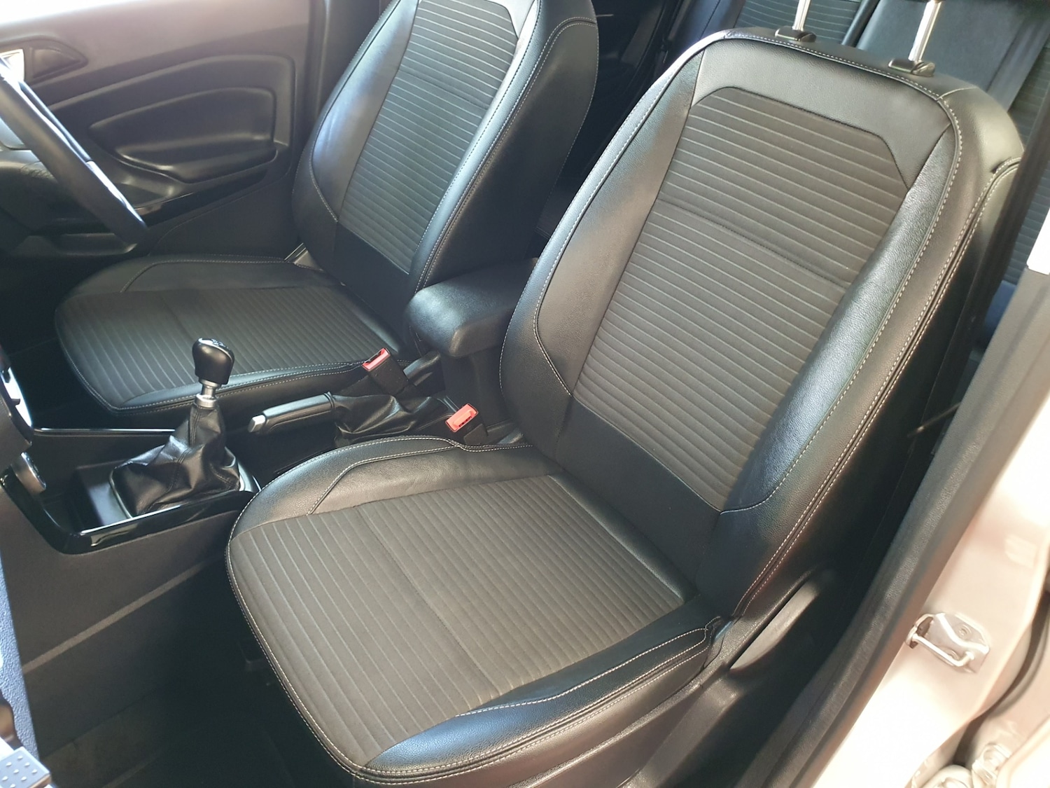 Used Ford Ecosport 2019 for sale - 76799073: Photo 36