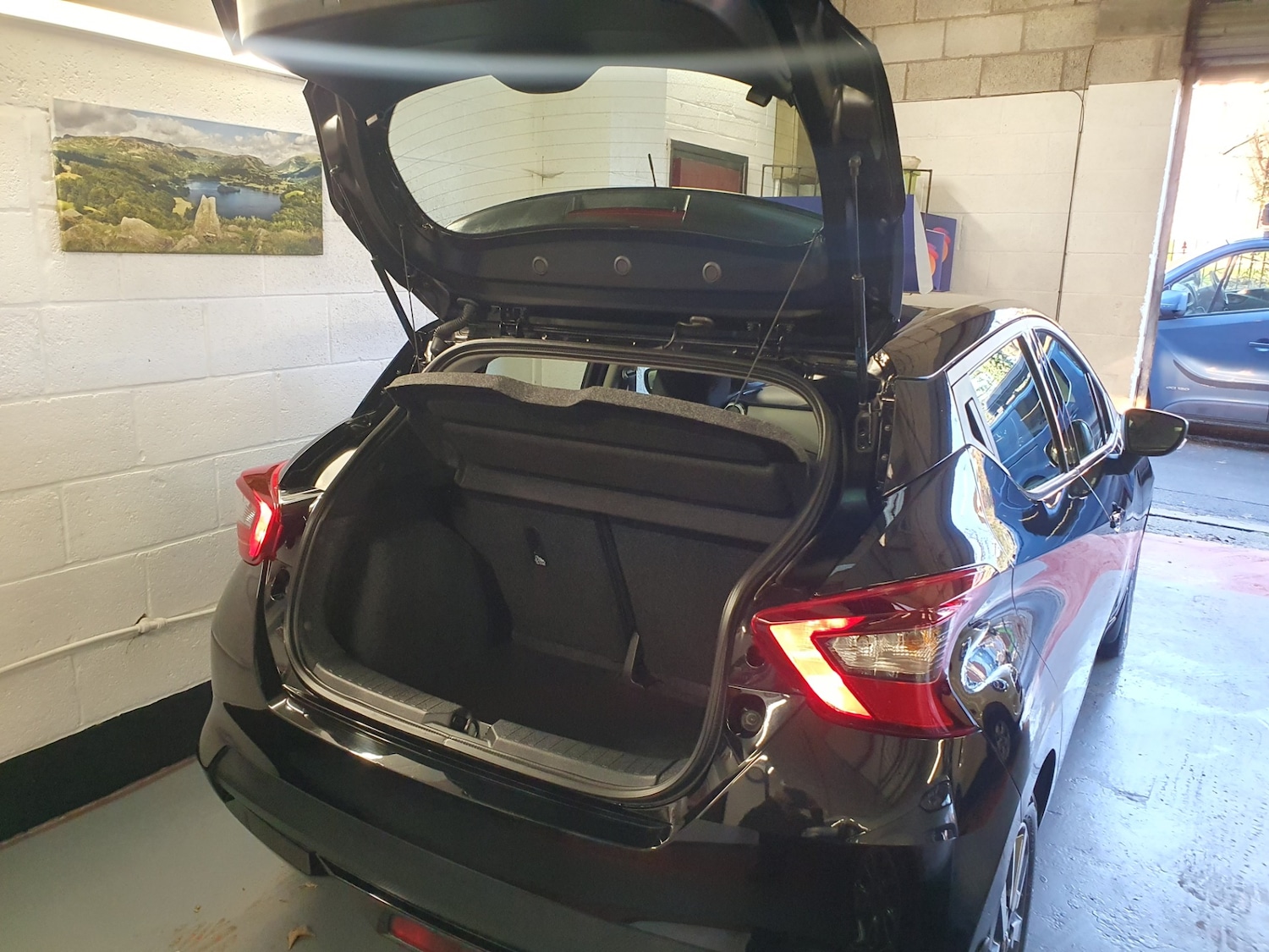 Used Nissan Micra 2017 for sale - 76780436: Photo 49