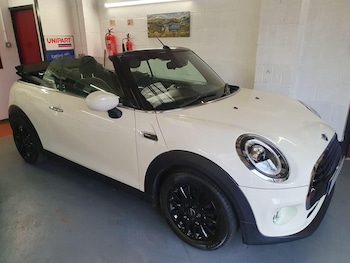 Used MINI Convertible 2019 for sale - 77607931: Photo