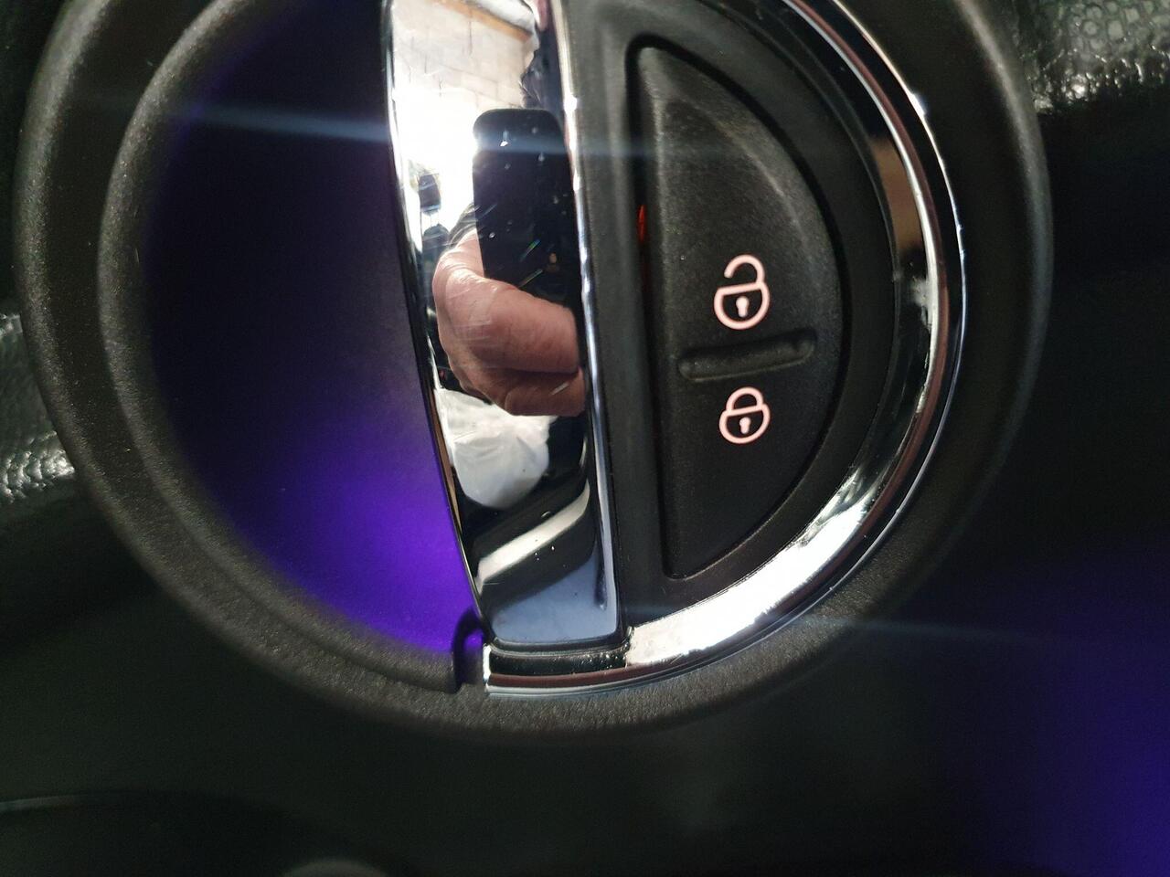 Used MINI Convertible 2019 for sale - 77607931: Photo 27