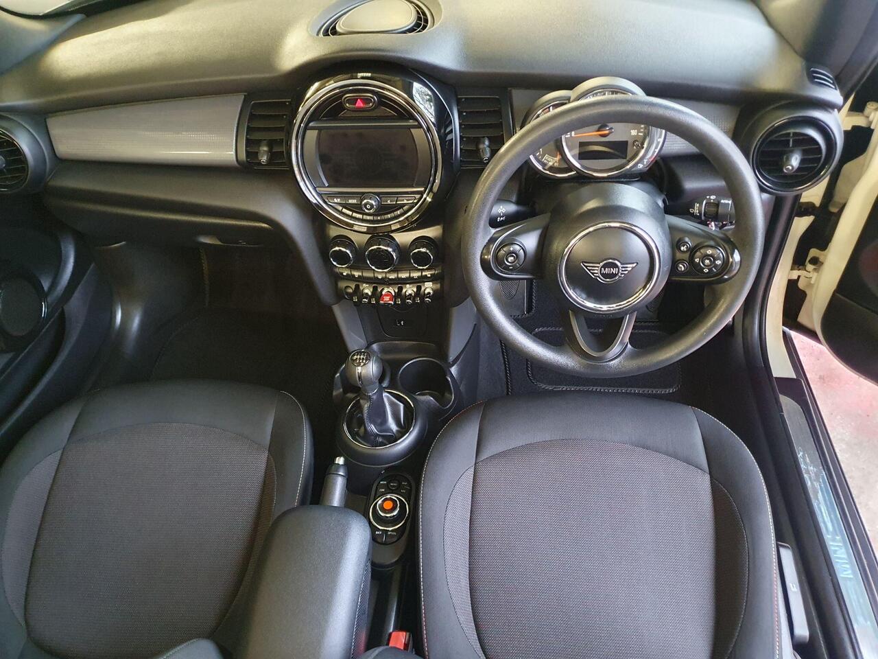 Used MINI Convertible 2019 for sale - 77607931: Photo 31