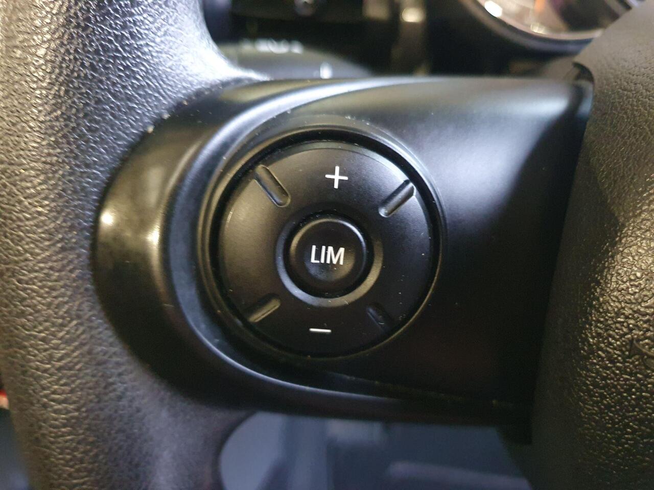 Used MINI Convertible 2019 for sale - 77607931: Photo 37