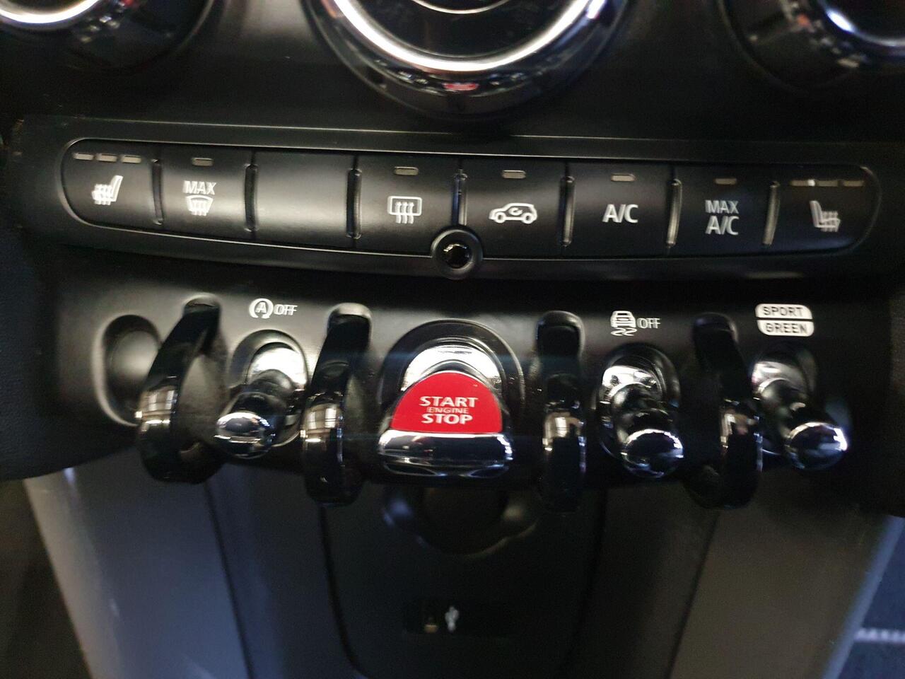 Used MINI Convertible 2019 for sale - 77607931: Photo 39