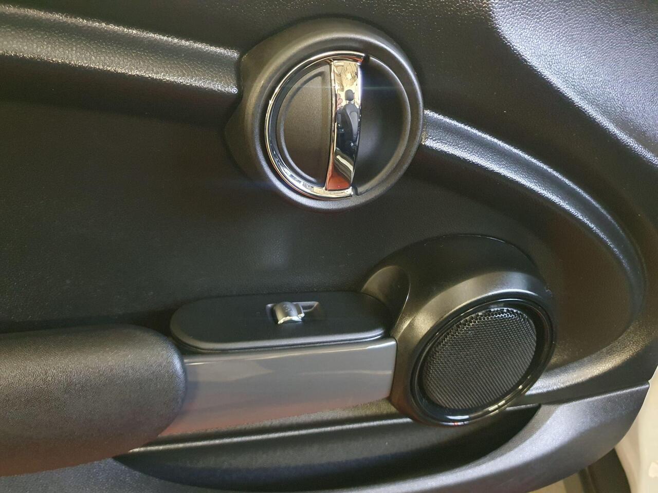 Used MINI Convertible 2019 for sale - 77607931: Photo 47