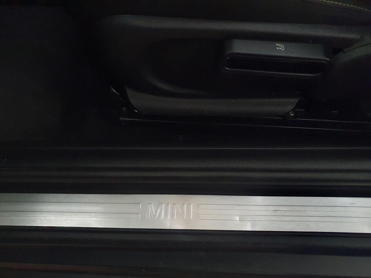 Used MINI Convertible 2019 for sale - 77607931: Photo 48