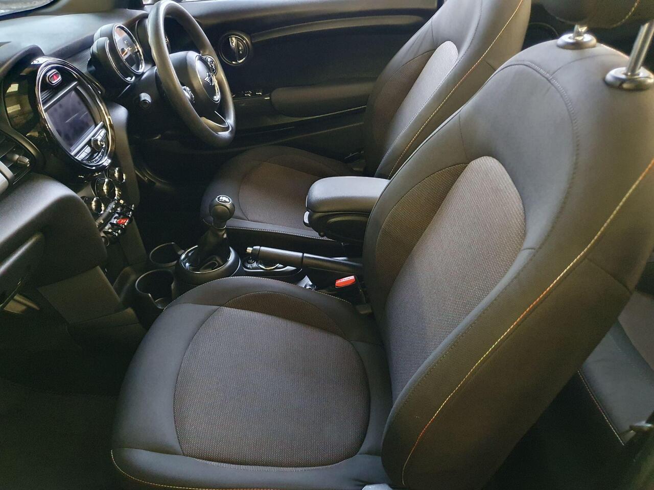 Used MINI Convertible 2019 for sale - 77607931: Photo 49