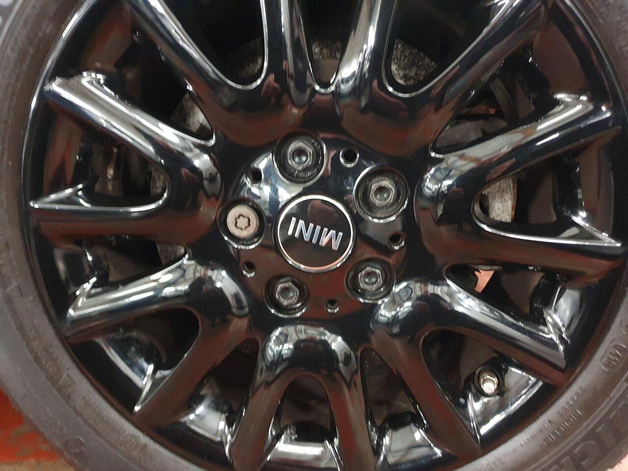 Used MINI Convertible 2019 for sale - 77607931: Photo 78