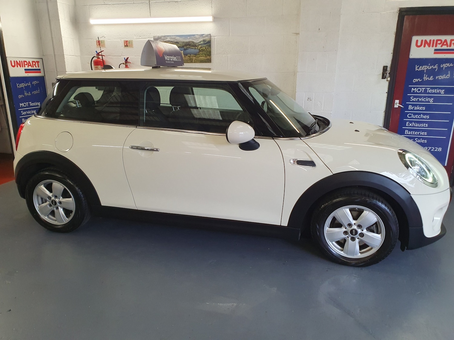 Used MINI Hatch 2018 for sale - 76785294: Photo 6