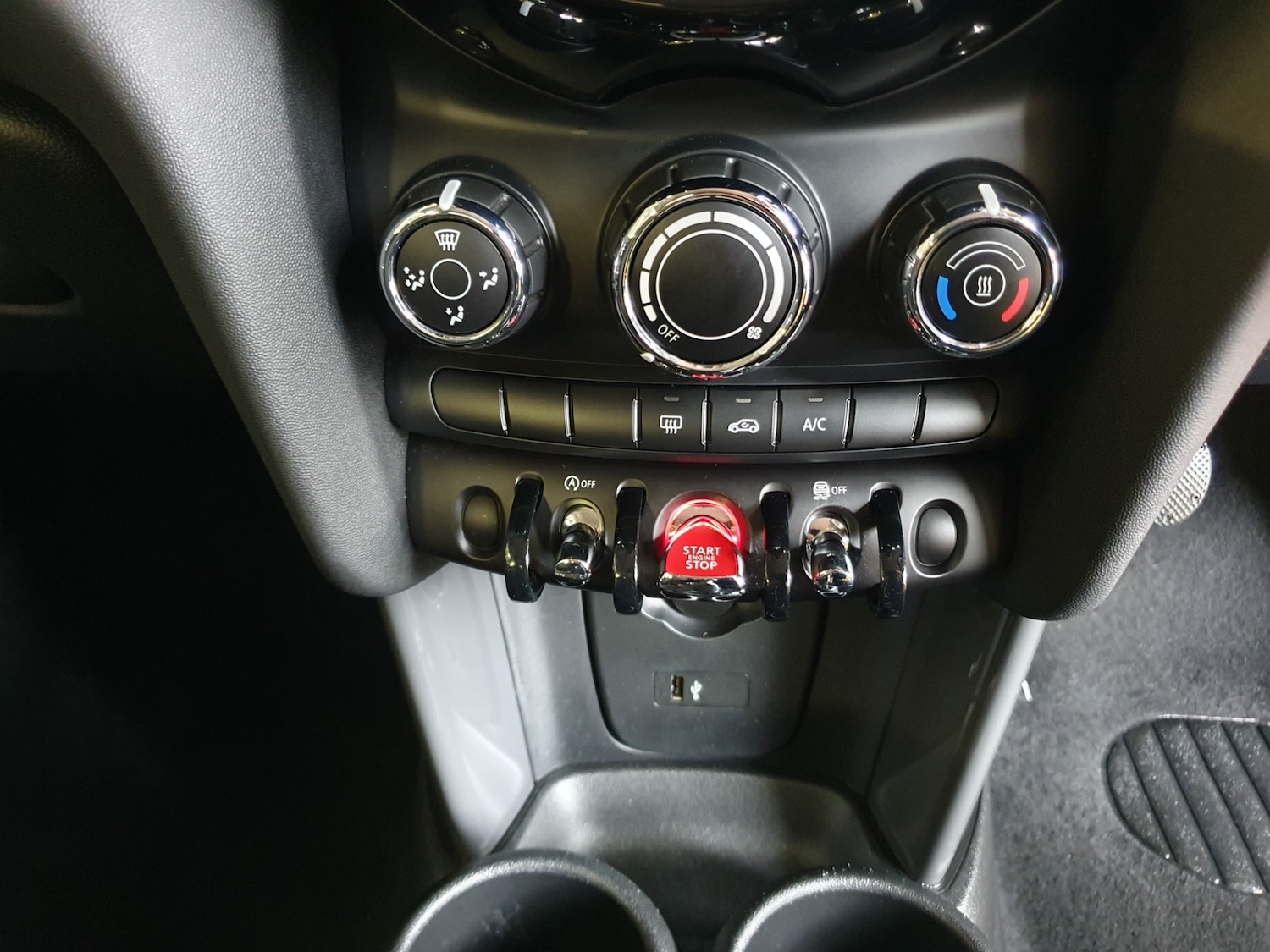 Used MINI Hatch 2018 for sale - 76785294: Photo 70