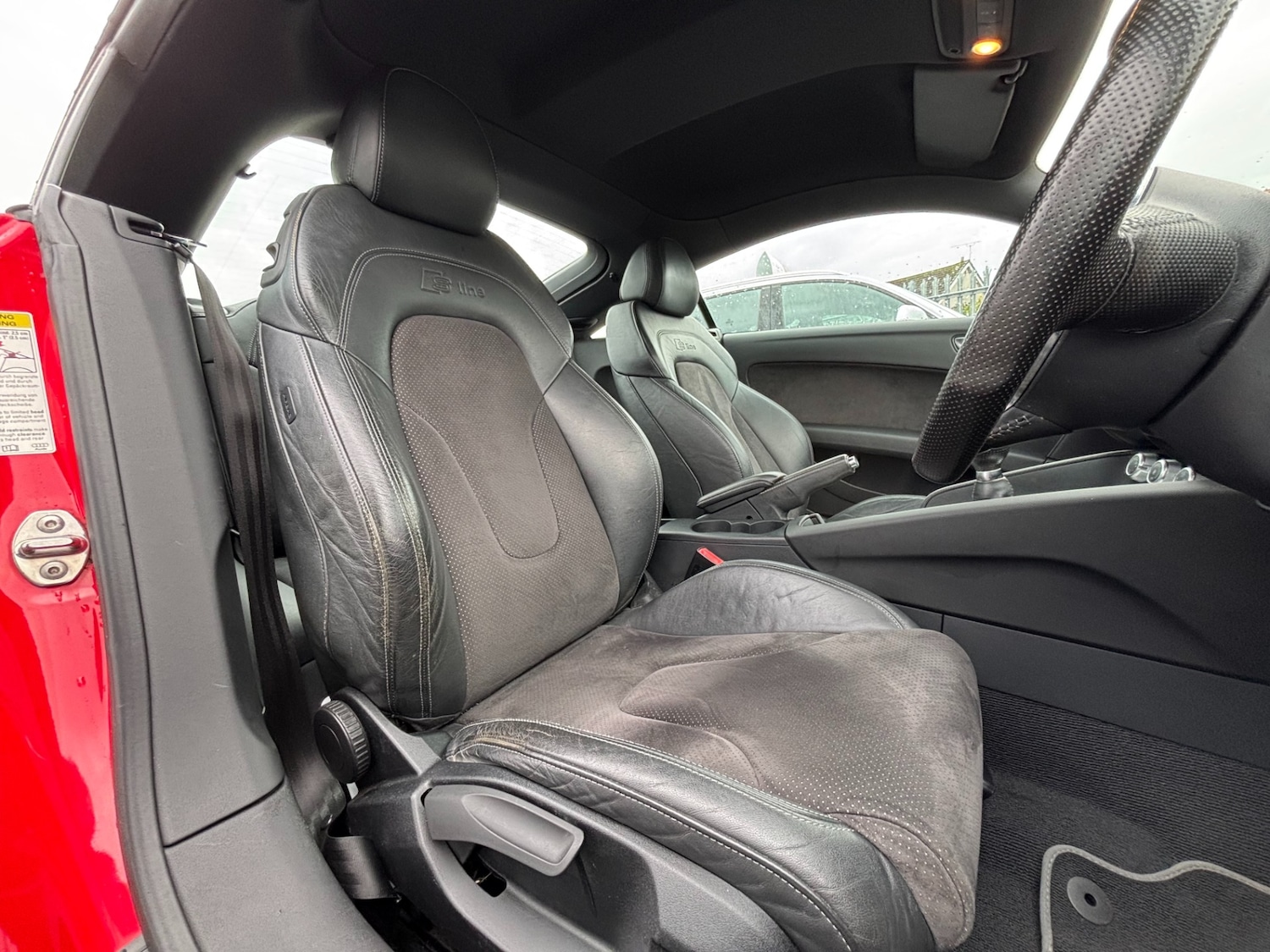 Used Audi TT 2011 for sale - 77759492: Photo 3