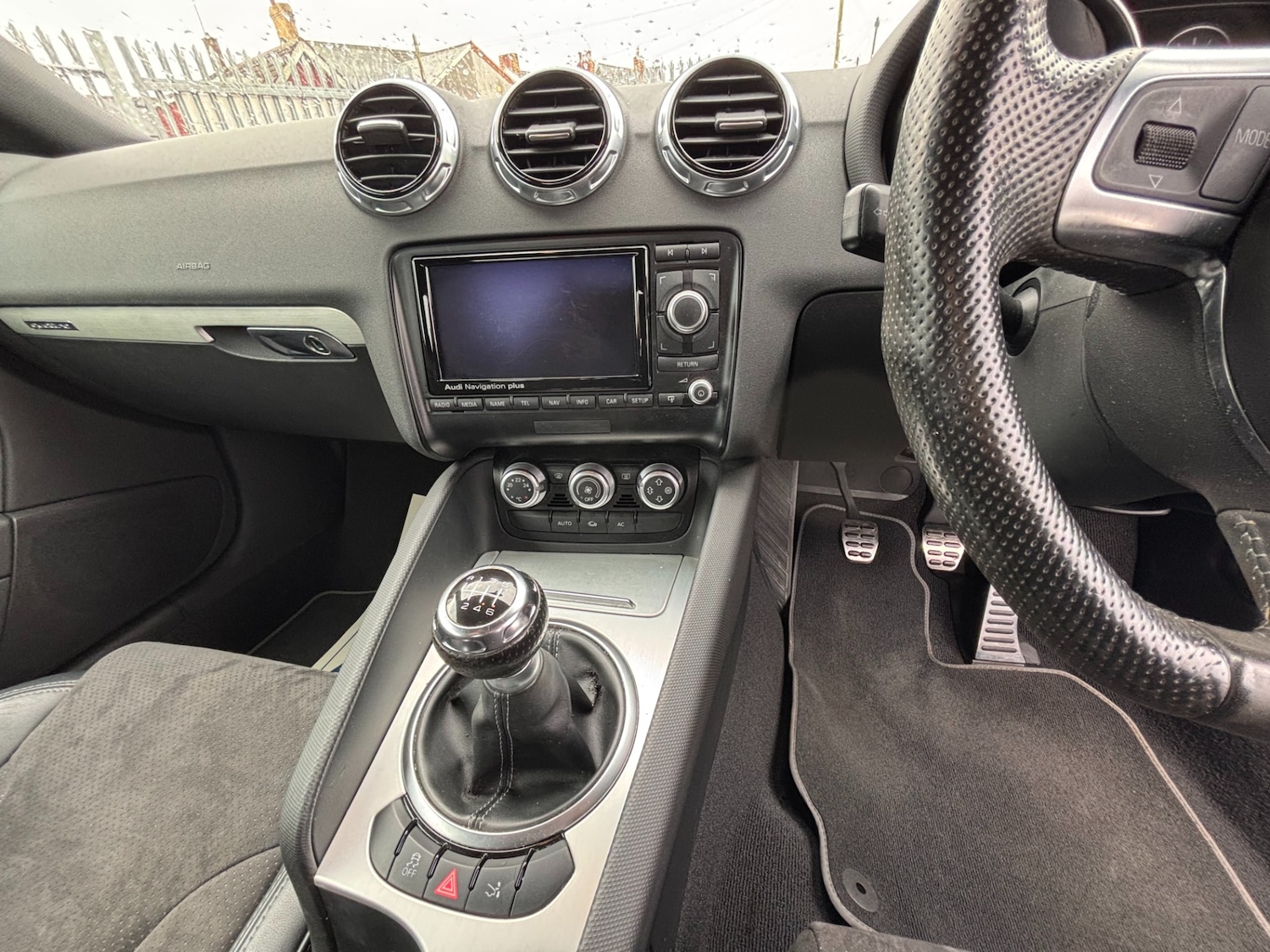 Used Audi TT 2011 for sale - 77759492: Photo 7