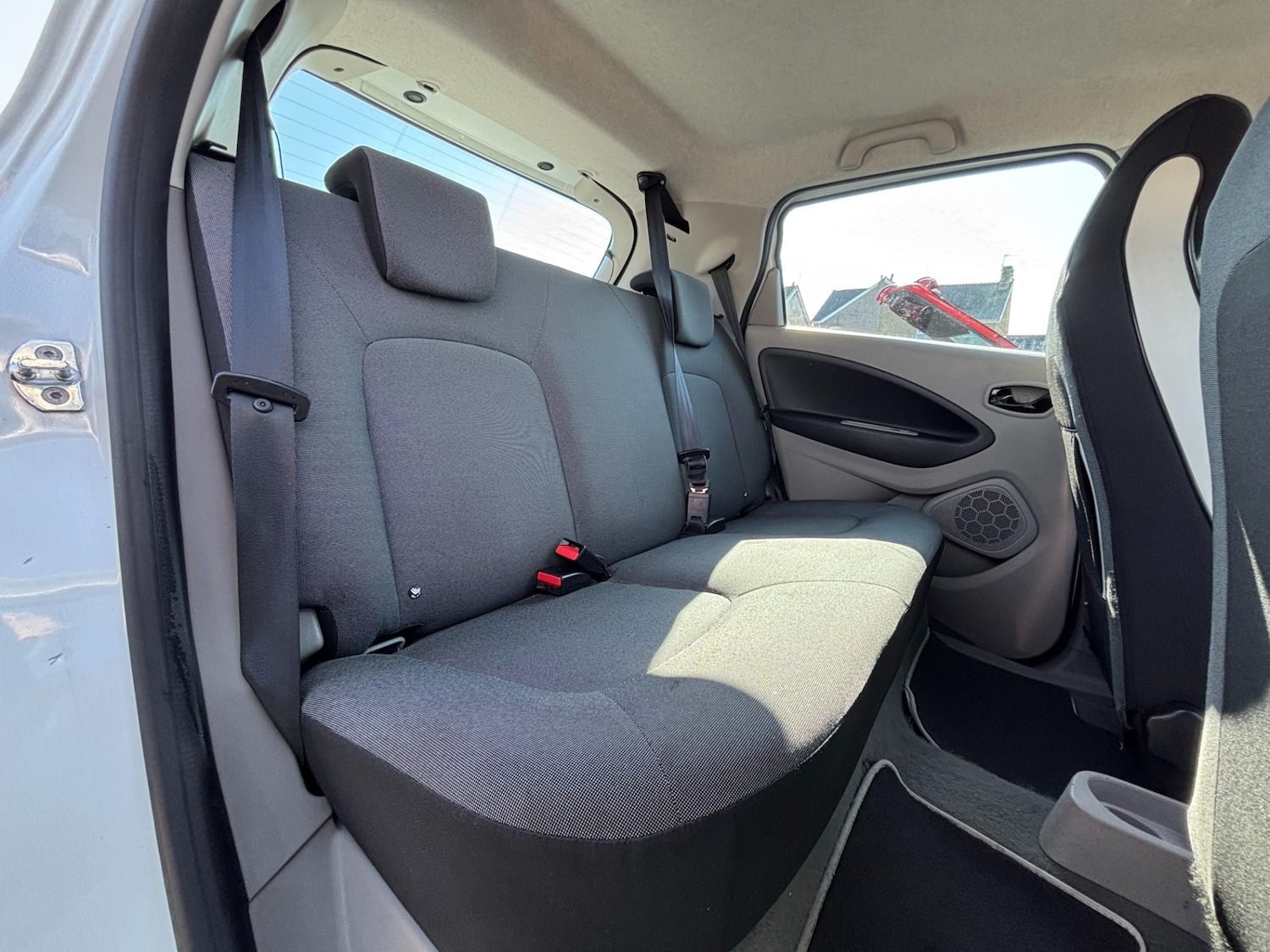 Used Renault Zoe 2015 for sale - 77750260: Photo 15