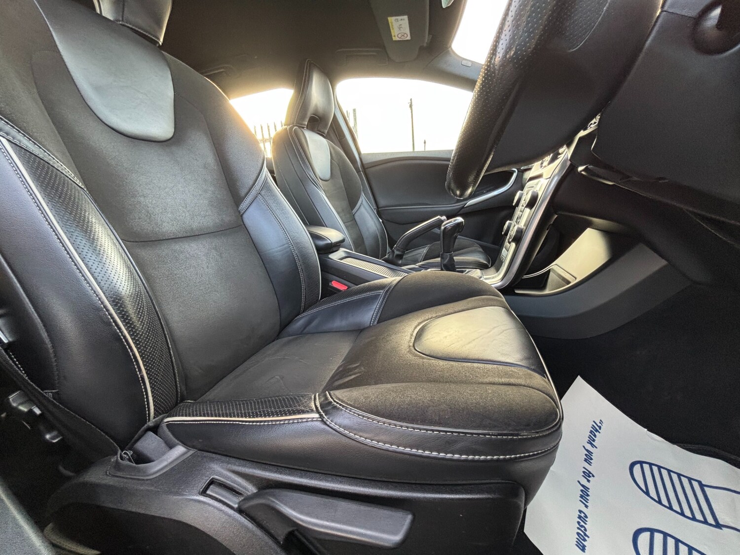 Used Volvo V40 2015 for sale - 76252685: Photo 16