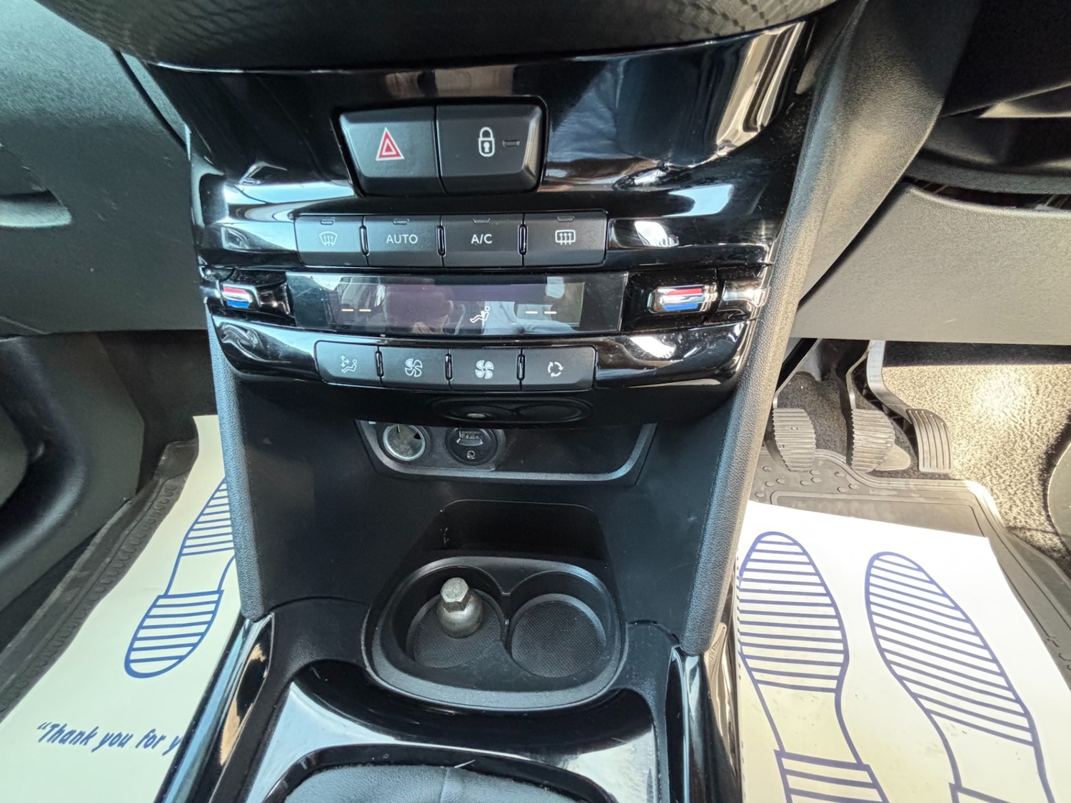 Used Peugeot 2008 2015 for sale - 76252602: Photo 13