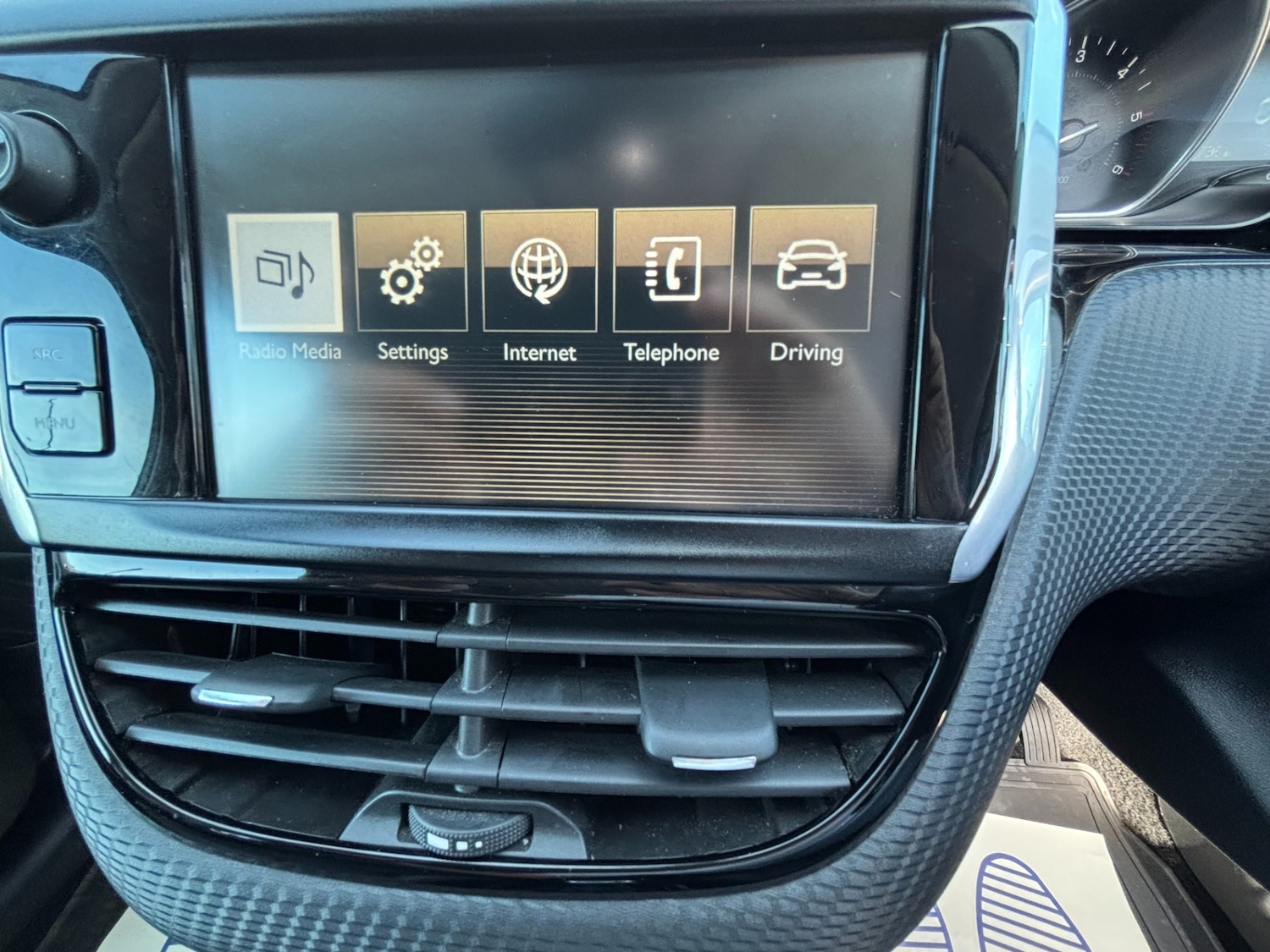 Used Peugeot 2008 2015 for sale - 76252602: Photo 15